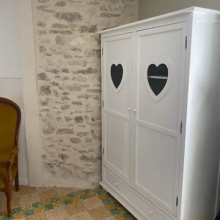 La Tour 2: Neuf Au Coeur De La Petite Venise L'Isle-sur-la-Sorgue